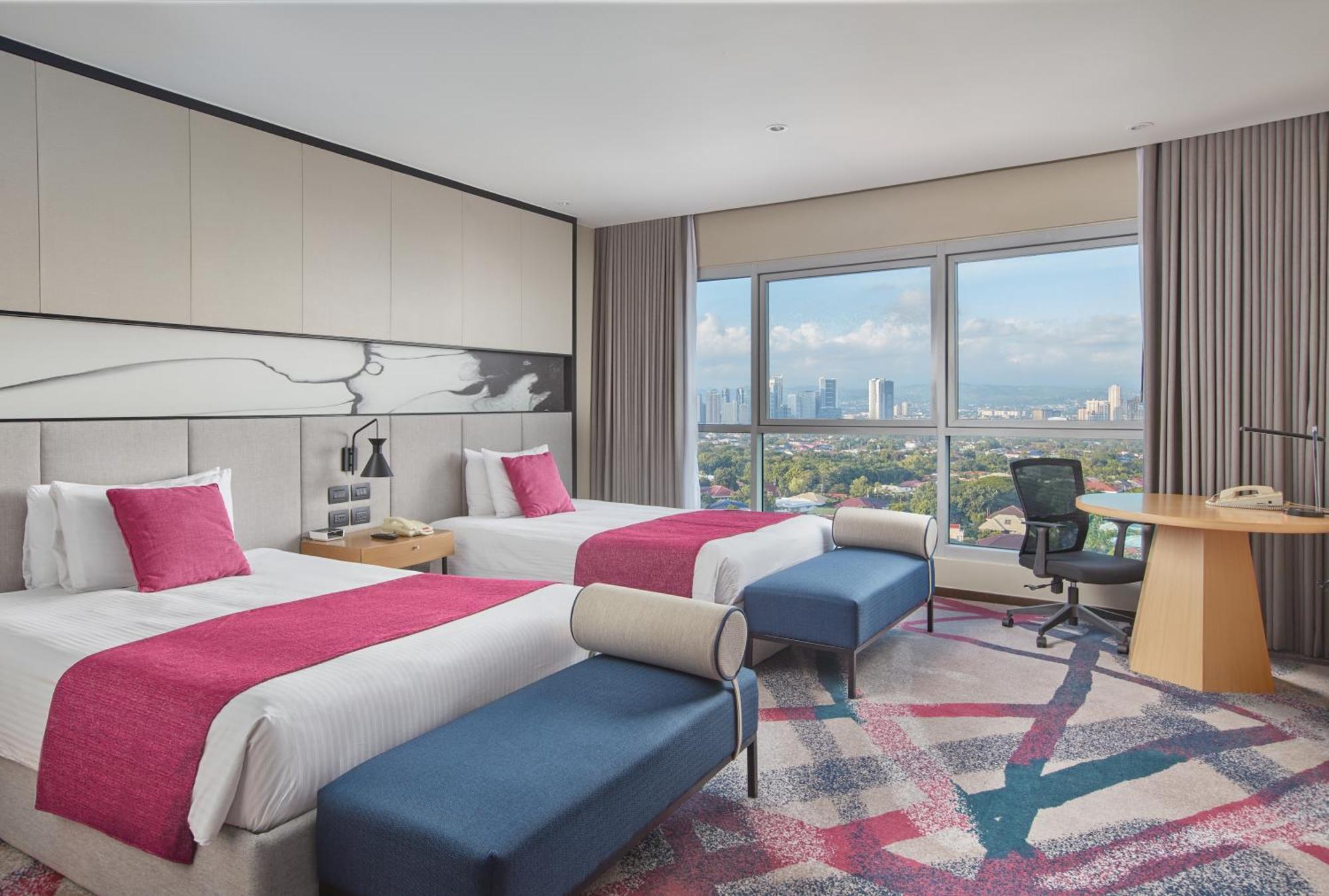 Crowne Plaza Manila Galleria By Ihg Pasig City Zewnętrze zdjęcie