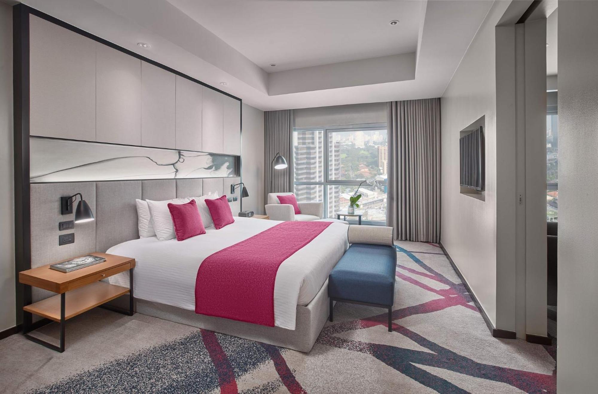 Crowne Plaza Manila Galleria By Ihg Pasig City Zewnętrze zdjęcie