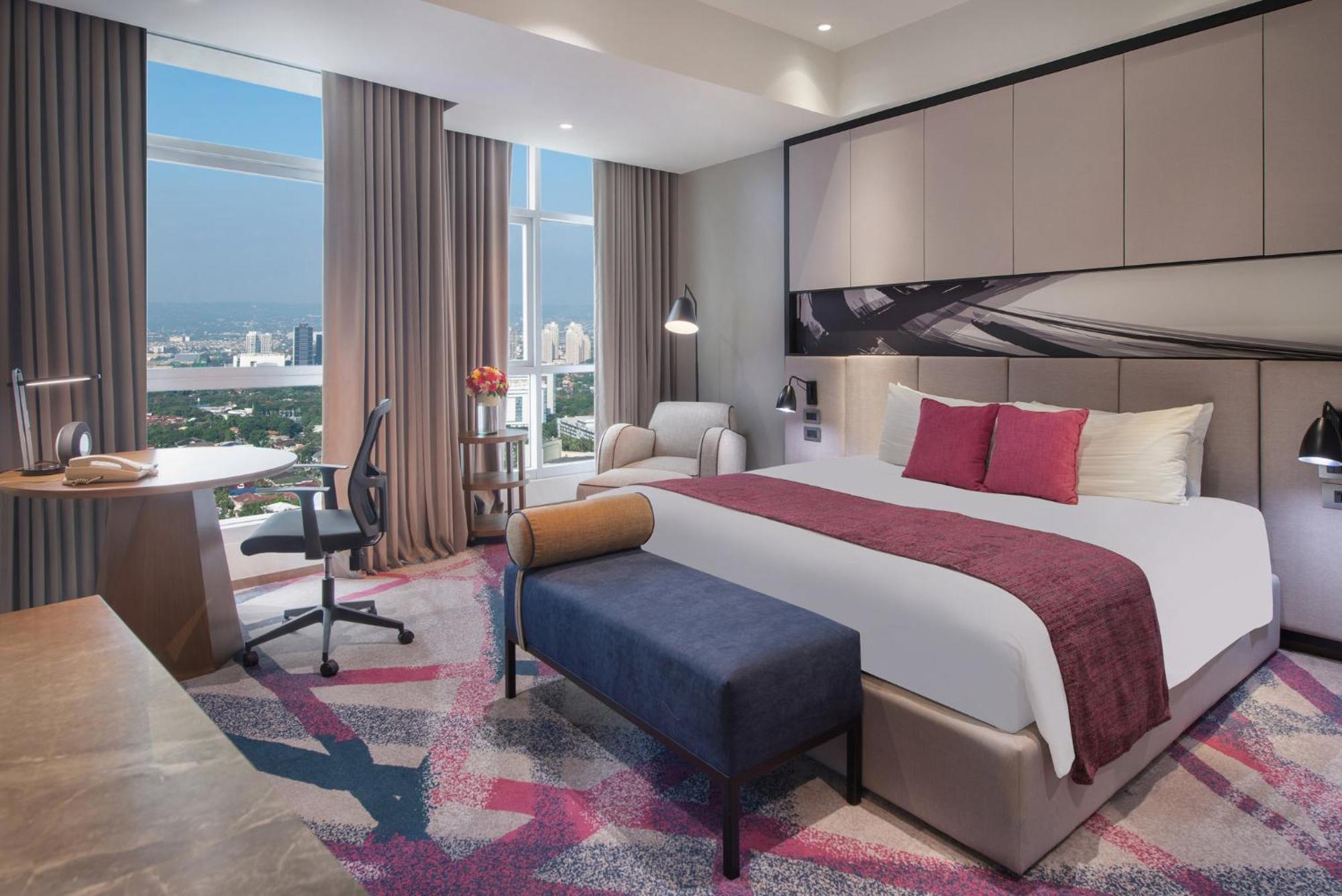 Crowne Plaza Manila Galleria By Ihg Pasig City Zewnętrze zdjęcie