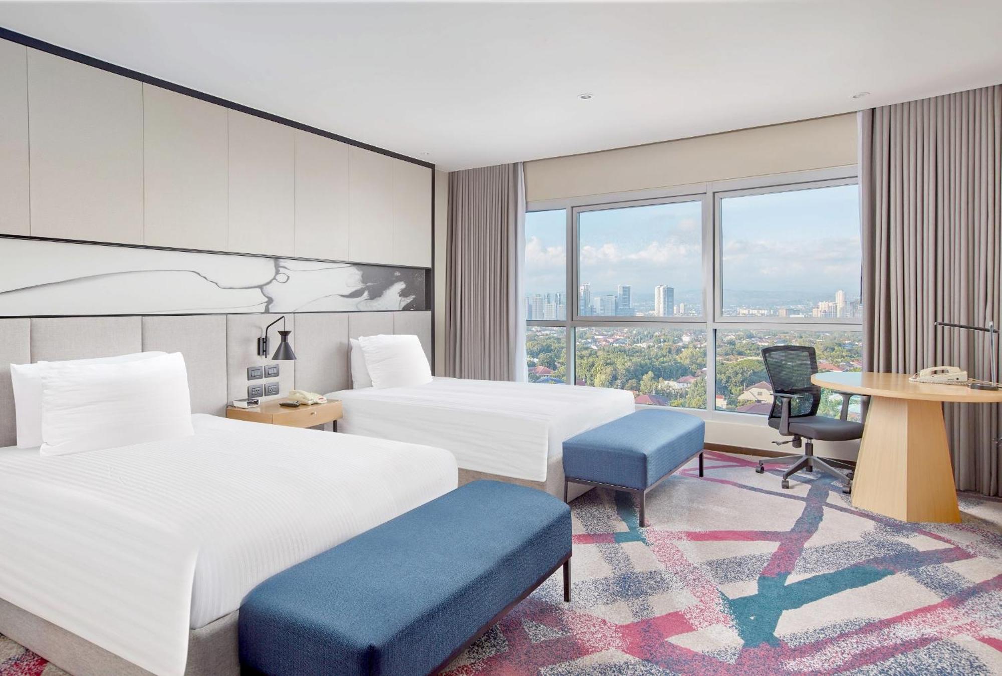 Crowne Plaza Manila Galleria By Ihg Pasig City Zewnętrze zdjęcie