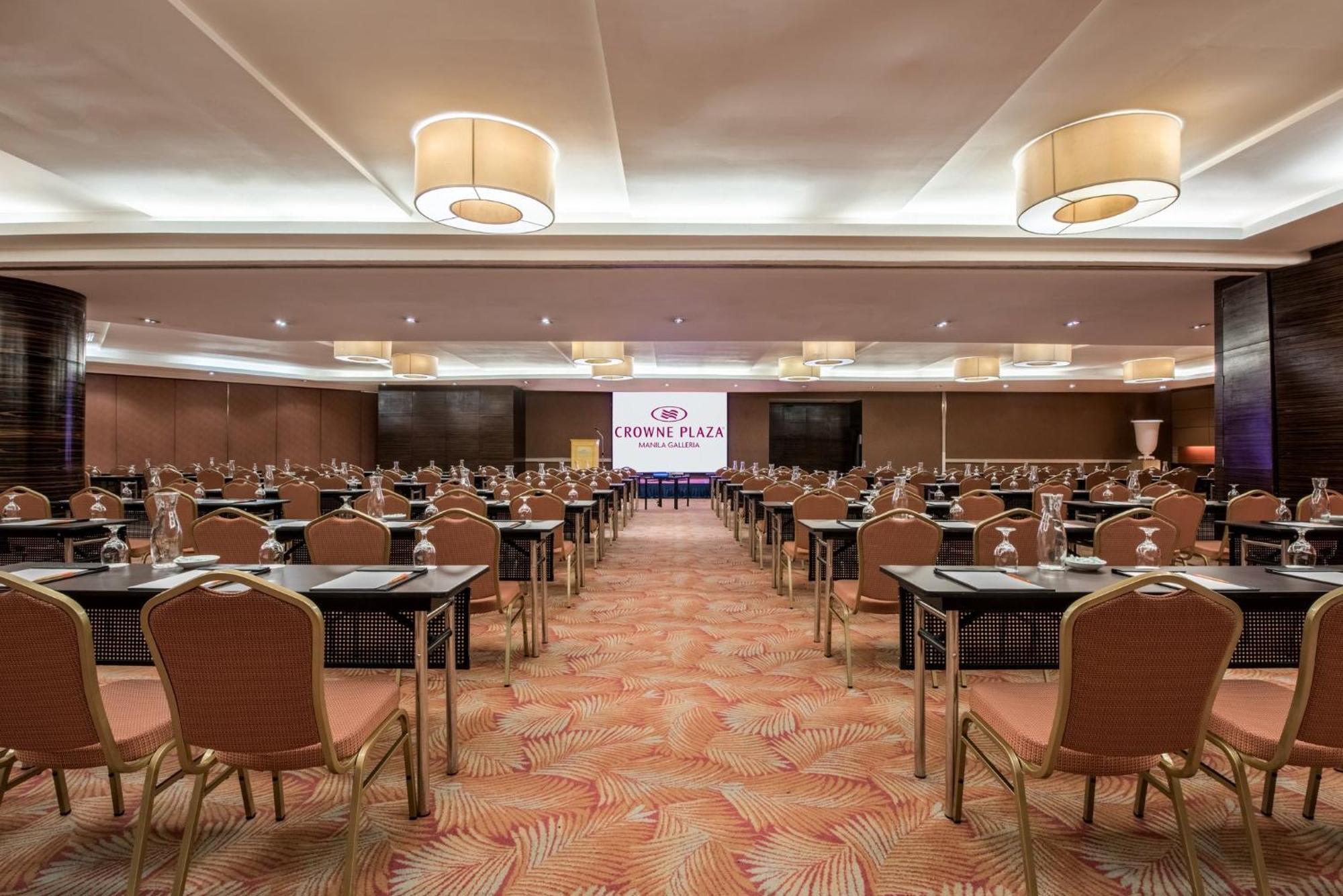 Crowne Plaza Manila Galleria By Ihg Pasig City Zewnętrze zdjęcie